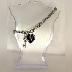 NEW Initial “N” Heart & Key Adjustable Charm Bracelet Fashion Silver-Tone